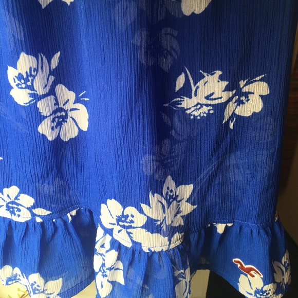 Hollister royal blue sheer floral blouse. MOVING SALE - LAST CHANCE - Picture 5 of 9